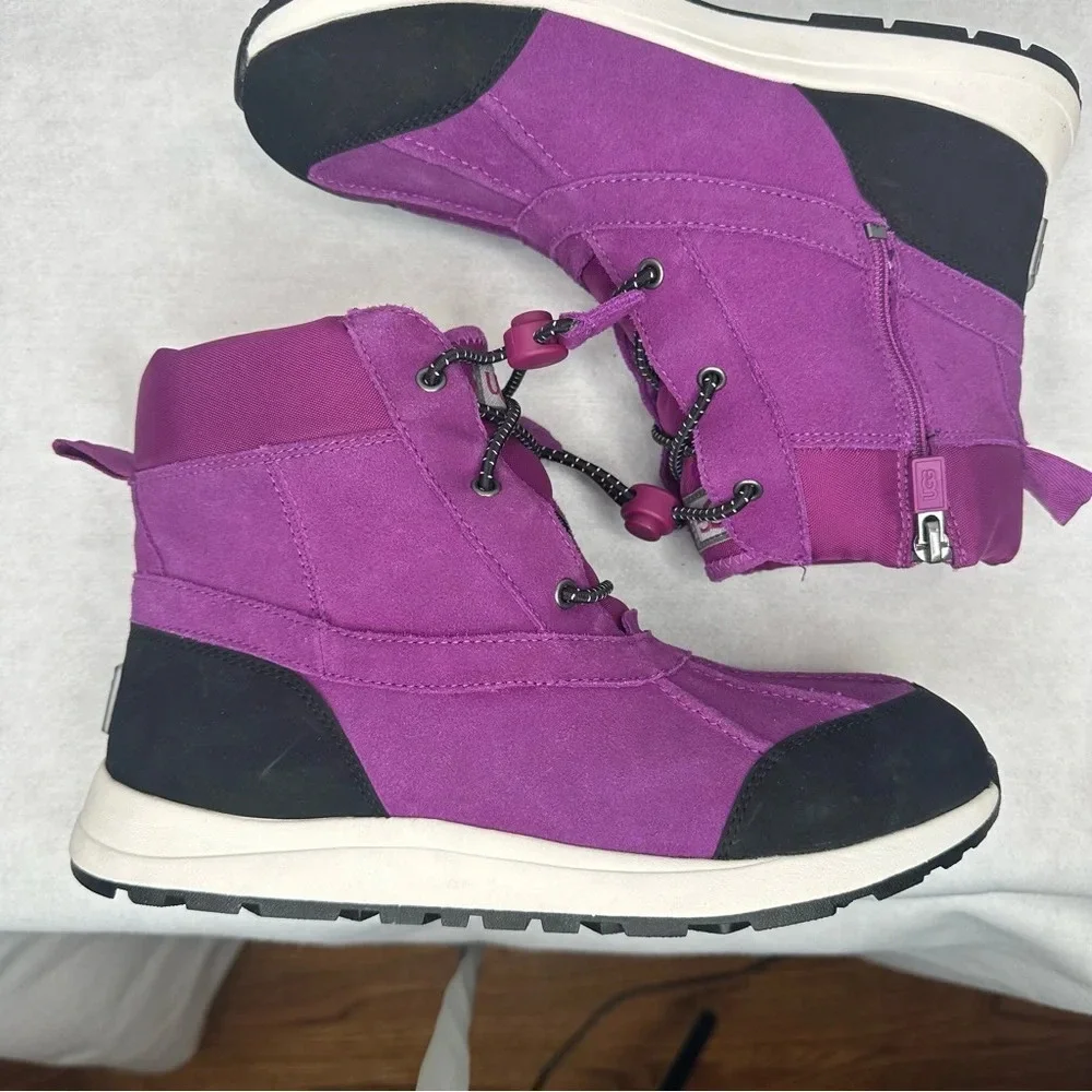UGG Kids' Turlock Waterproof Snow Boot In Sweet Plum. Sz: 6